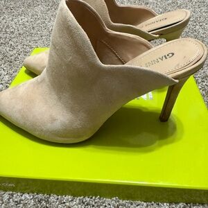 Gianni Bini Cream Suede Heels